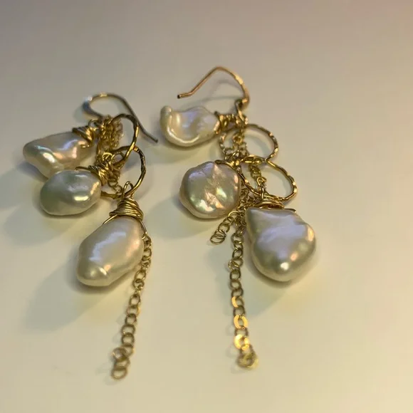 Gold Wire-Wrapped Freshwater Pearl Dangle Earrings 14kt gold filled marked 14gf - Picture 3 of 5